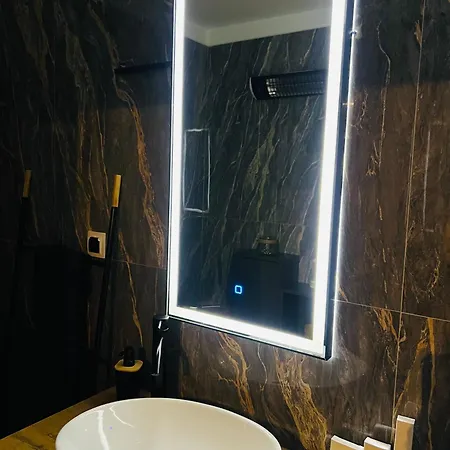 Luxury 'on The Beach' Apartman Makarska