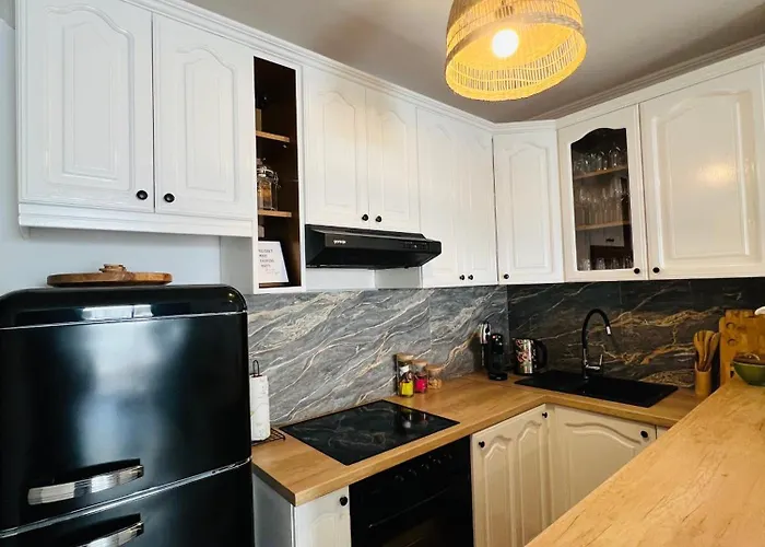 Luxury 'on The Beach' Apartment *