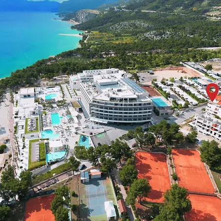 Апартаменти Luxury 'on The Beach'